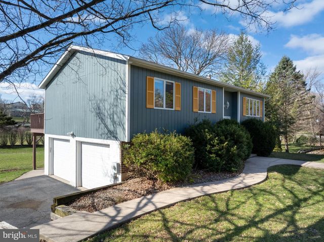 1202 PINE CIR, Bellefonte, PA 16823