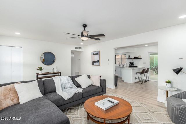 4511 N 31ST Place, Phoenix, AZ 85016