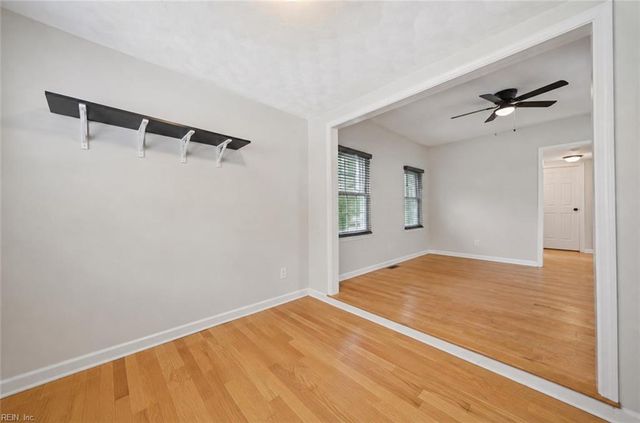 3804 Robin Hood RD, Norfolk, VA 23513