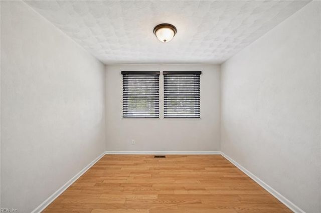 3804 Robin Hood RD, Norfolk, VA 23513
