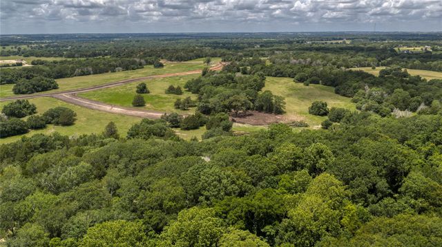 13 Majestic Oak View, Brenham, TX 77833