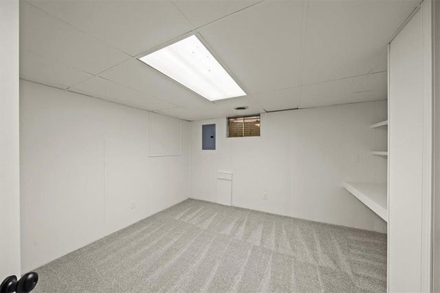 6805 N Wayne Avenue, Kansas City, MO 64118