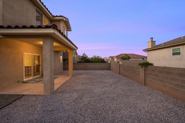 4820 Hayden Place NW, Albuquerque, NM 87120