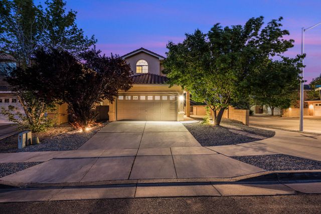 4820 Hayden Place NW, Albuquerque, NM 87120