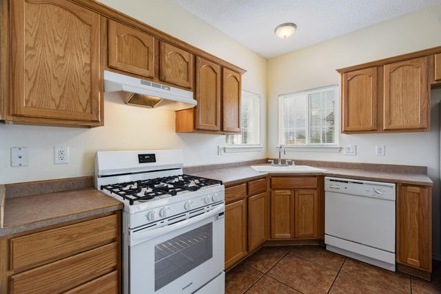 4820 Hayden Place NW, Albuquerque, NM 87120