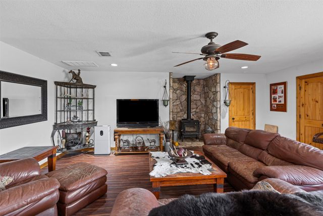 227 W Lipan Drive, Lipan, TX 76462