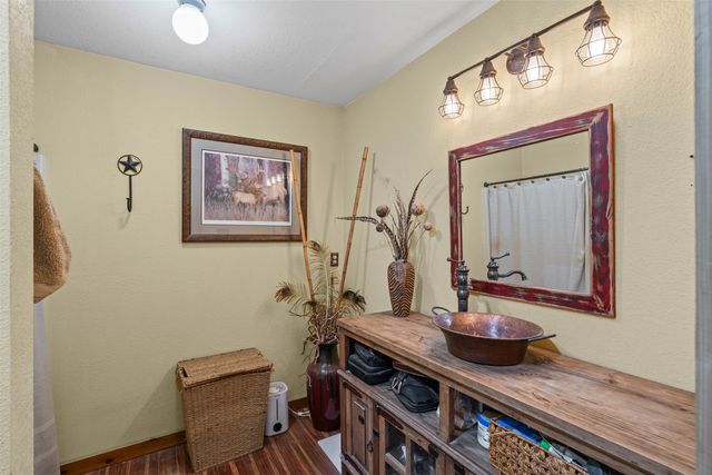 227 W Lipan Drive, Lipan, TX 76462