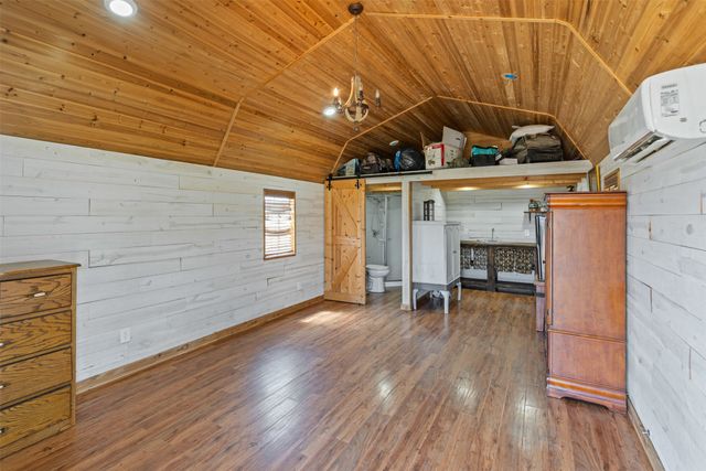 227 W Lipan Drive, Lipan, TX 76462