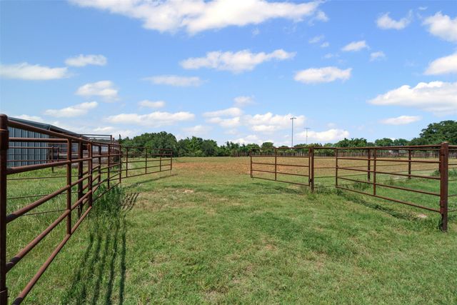 227 W Lipan Drive, Lipan, TX 76462