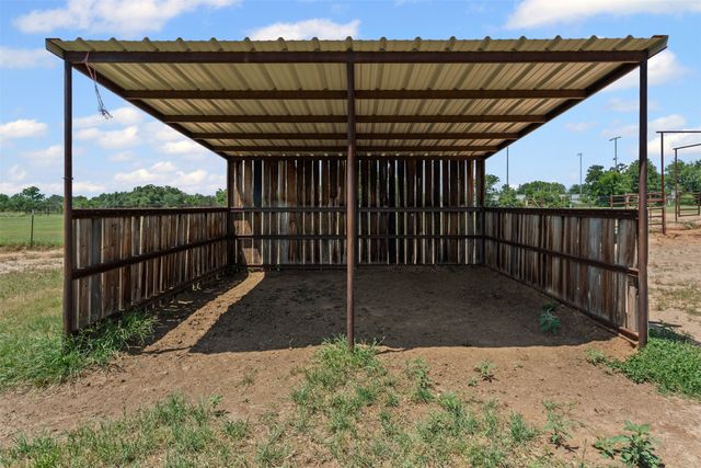 227 W Lipan Drive, Lipan, TX 76462