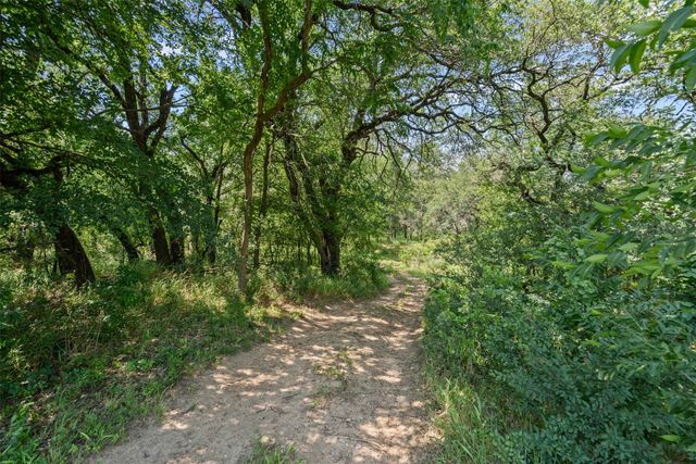 227 W Lipan Drive, Lipan, TX 76462