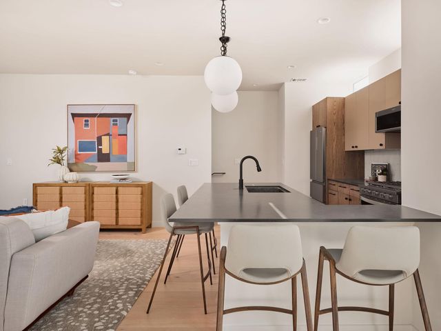 1404 Garden 2A, Austin, TX 78702
