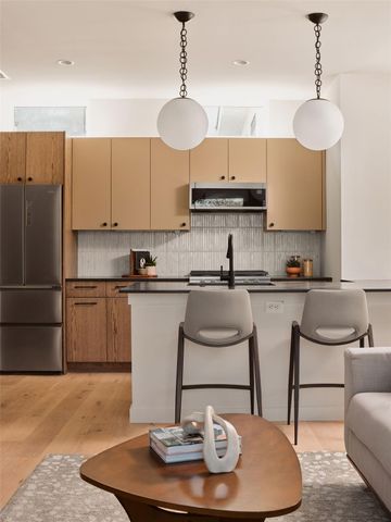 1404 Garden 2A, Austin, TX 78702