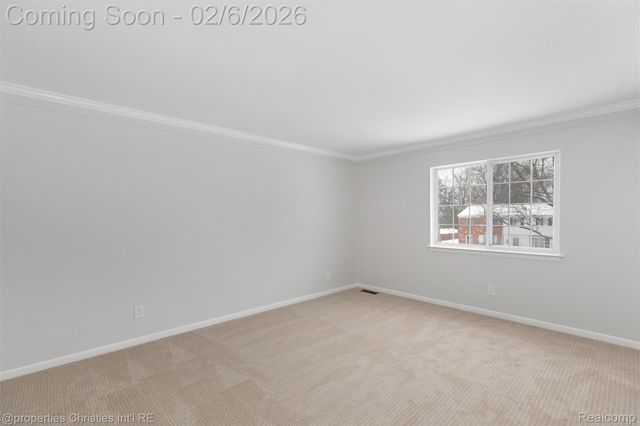 607 Fox Hills Drive N, Bloomfield Hills, MI 48304