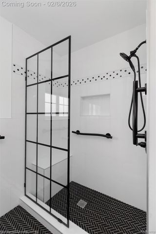 607 Fox Hills Drive N, Bloomfield Hills, MI 48304