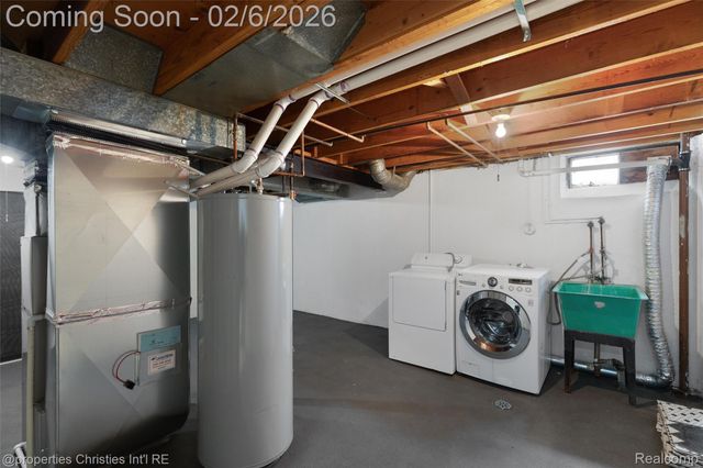 607 Fox Hills Drive N, Bloomfield Hills, MI 48304