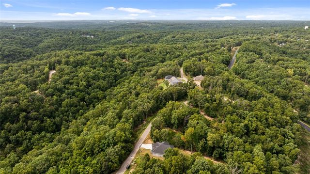 41 S Cheshnut Drive, Bella Vista, AR 72714