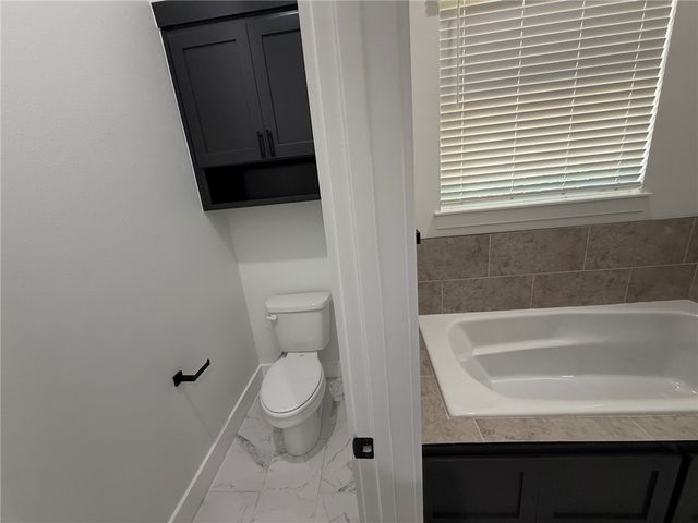 41 S Cheshnut Drive, Bella Vista, AR 72714