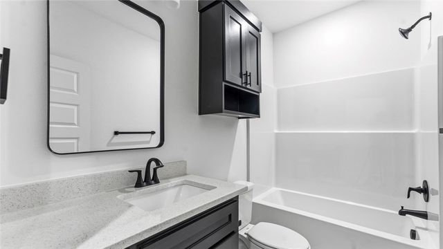 41 S Cheshnut Drive, Bella Vista, AR 72714