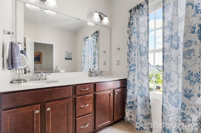 1028 Beatty Woods Drive, Belmont, NC 28012