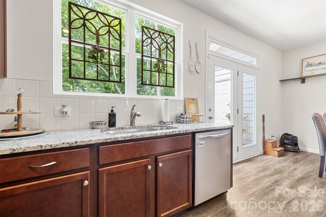 1028 Beatty Woods Drive, Belmont, NC 28012