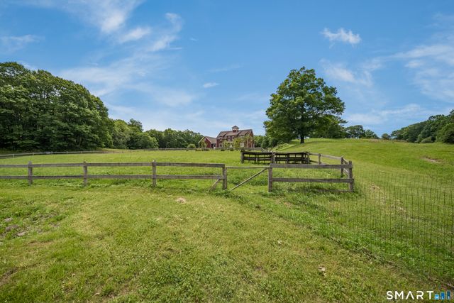 51 Wimler Lane, Guilford, CT 06437