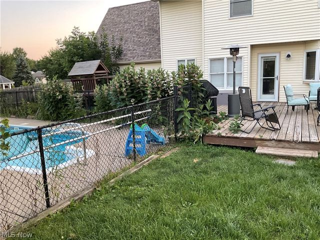 6578 S Timberidge Drive, Austintown, OH 44515