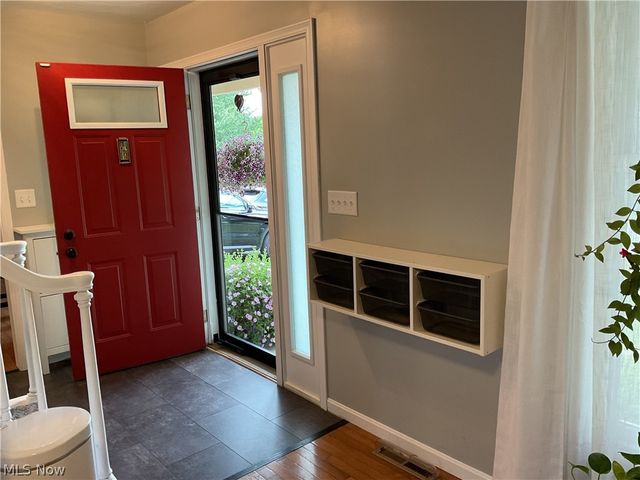 6578 S Timberidge Drive, Austintown, OH 44515