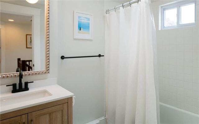 122 Ruggles Avenue, Newport, RI 02840