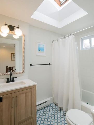 122 Ruggles Avenue, Newport, RI 02840