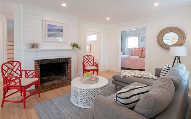 122 Ruggles Avenue, Newport, RI 02840