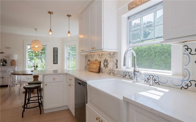 122 Ruggles Avenue, Newport, RI 02840