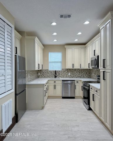 1325 RIVER Street, Palatka, FL 32177