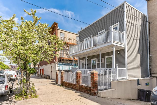 40-09 23rd Avenue, Astoria, NY 11105