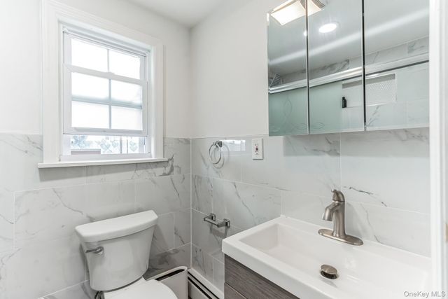 40-09 23rd Avenue, Astoria, NY 11105