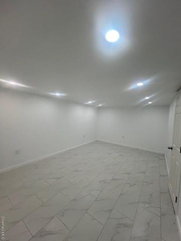 40-09 23rd Avenue, Astoria, NY 11105