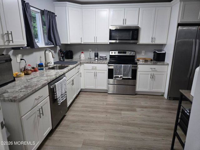 14 Cedar Drive, Lanoka Harbor, NJ 08734