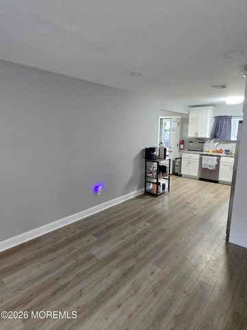 14 Cedar Drive, Lanoka Harbor, NJ 08734
