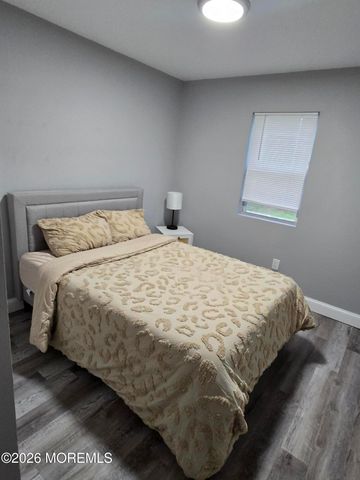 14 Cedar Drive, Lanoka Harbor, NJ 08734