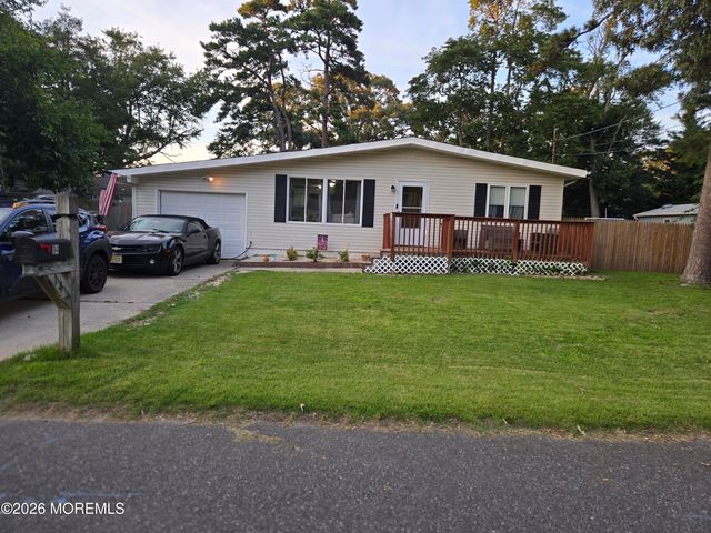 14 Cedar Drive, Lanoka Harbor, NJ 08734
