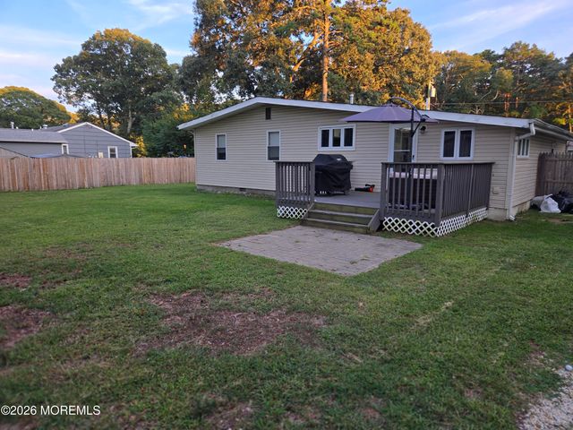 14 Cedar Drive, Lanoka Harbor, NJ 08734