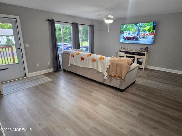 14 Cedar Drive, Lanoka Harbor, NJ 08734