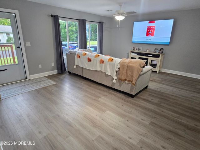 14 Cedar Drive, Lanoka Harbor, NJ 08734
