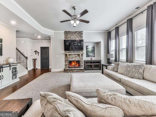 604 Little Bear Loop, Canton, GA 30114