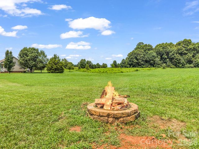 2630 Highway 182 Highway, Lincolnton, NC 28092