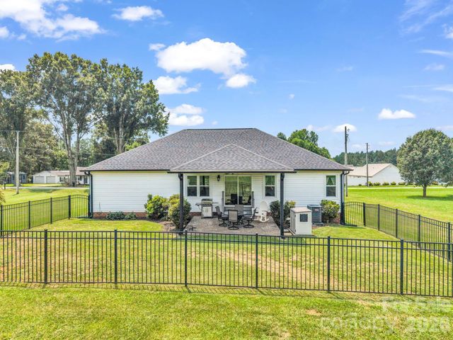 2630 Highway 182 Highway, Lincolnton, NC 28092