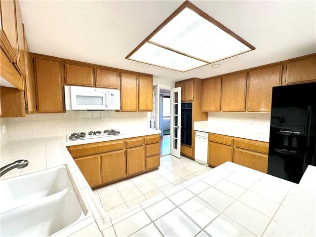 2545 Via Campesina 204, Palos Verdes Estates, CA 90274