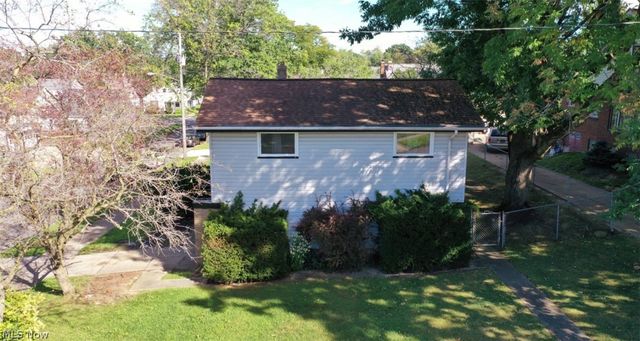 11404 Wallingford Avenue, Garfield Heights, OH 44125