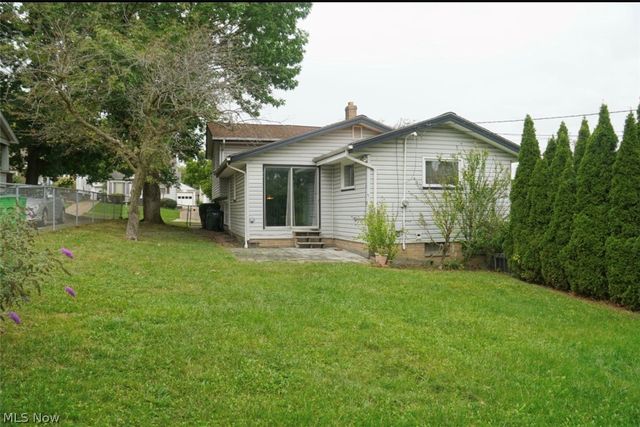 11404 Wallingford Avenue, Garfield Heights, OH 44125