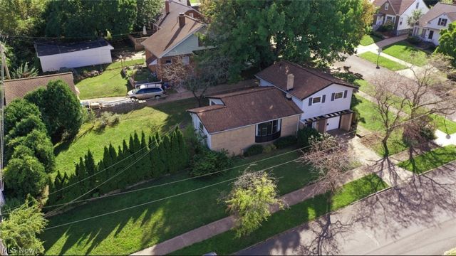 11404 Wallingford Avenue, Garfield Heights, OH 44125